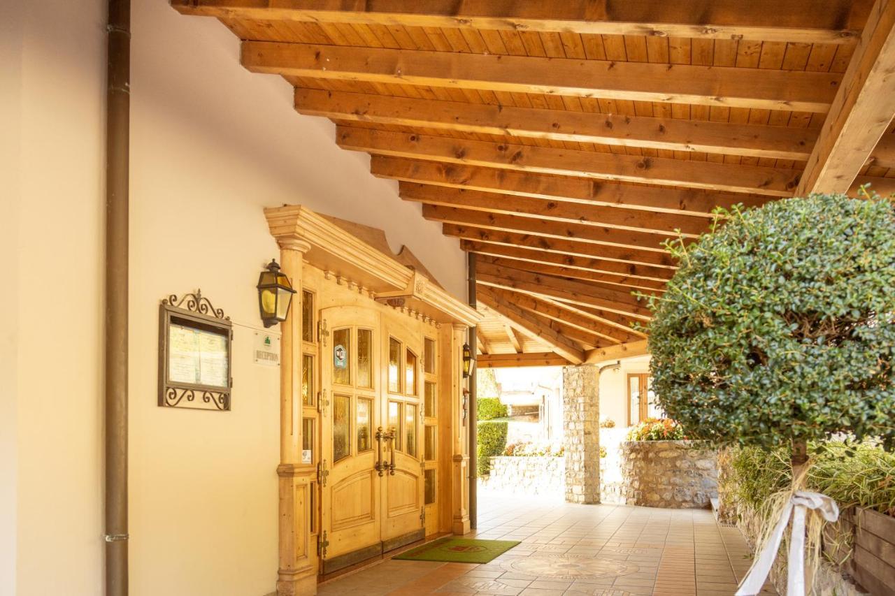 Hotel Residence Panorama La Forca, Gtsgroup Tignale Exterior photo