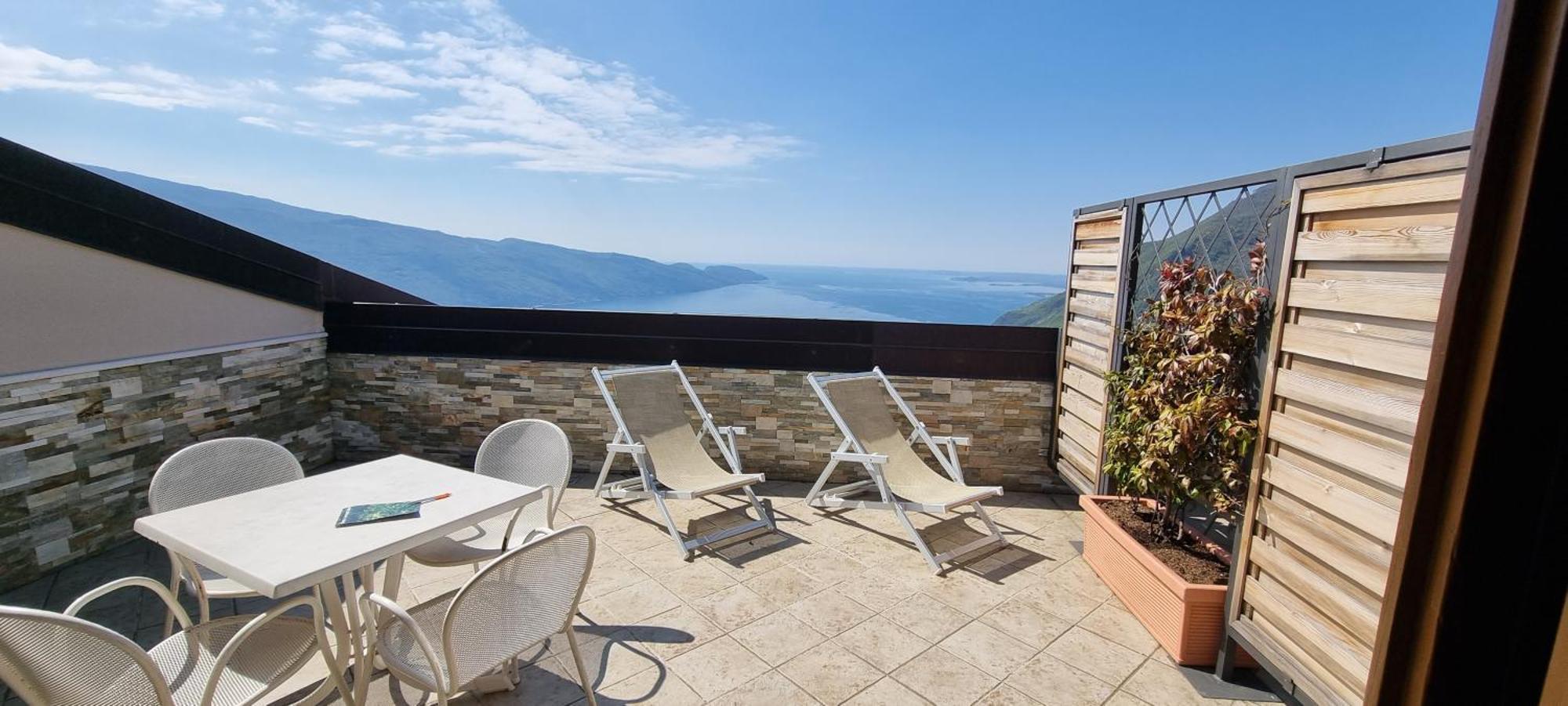 Hotel Residence Panorama La Forca, Gtsgroup Tignale Exterior photo