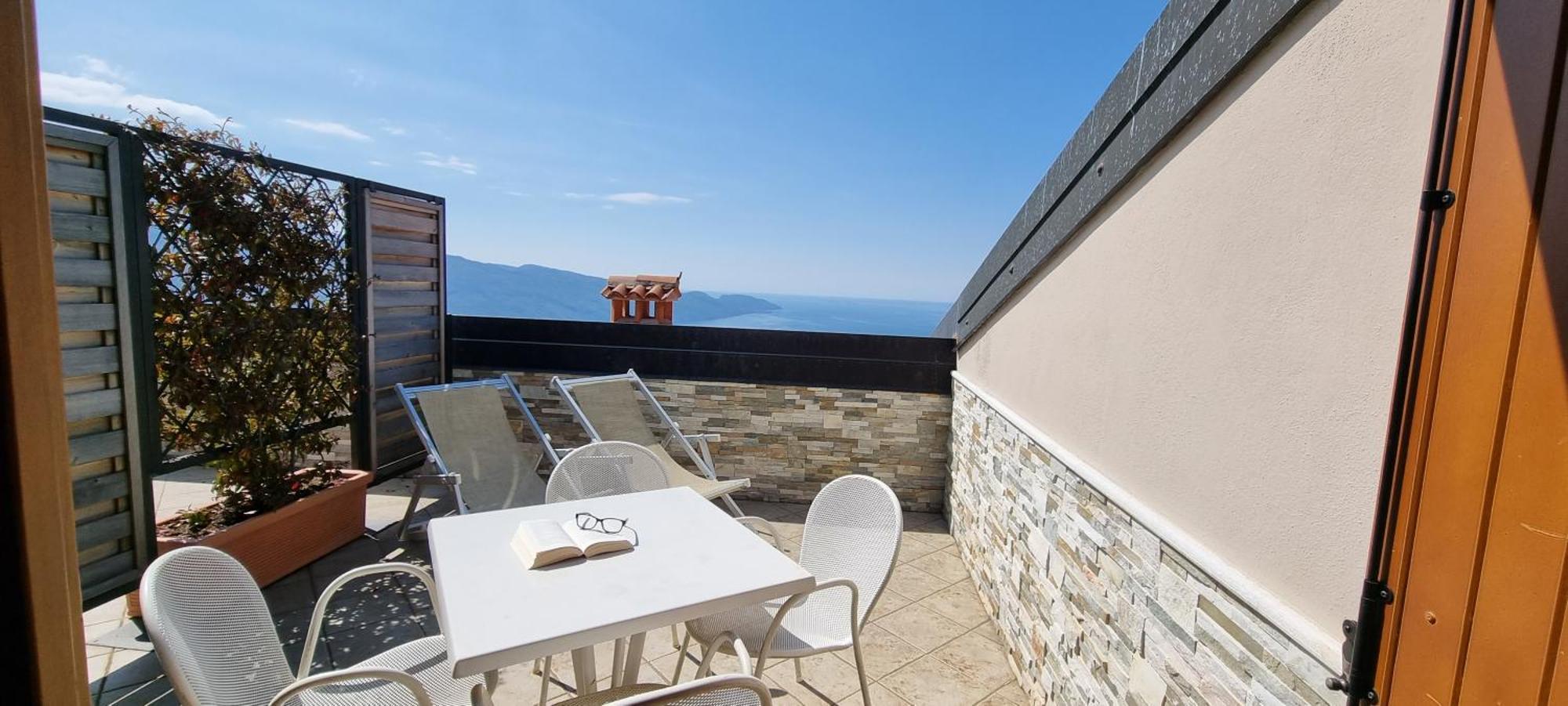 Hotel Residence Panorama La Forca, Gtsgroup Tignale Room photo
